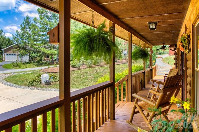 239 Hearthstone Drive, Union Mills, NC 28167