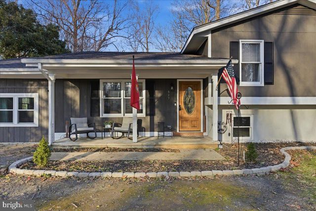 527 DILLON DR, Lusby, MD 20657