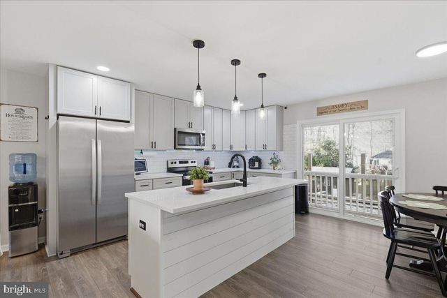 527 DILLON DR, Lusby, MD 20657