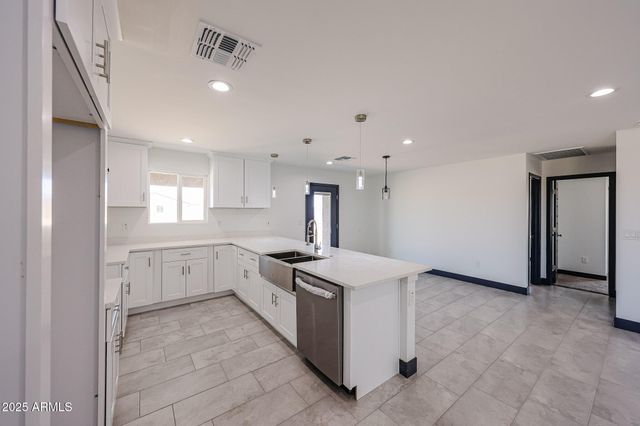 8328 S 351ST Lane, Tonopah, AZ 85354