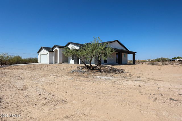 8328 S 351ST Lane, Tonopah, AZ 85354