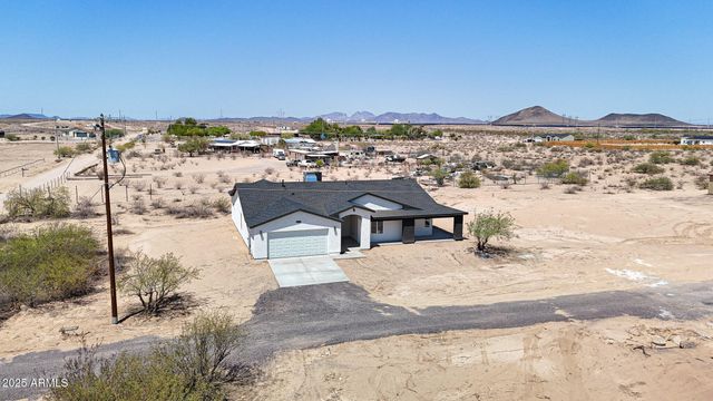 8328 S 351ST Lane, Tonopah, AZ 85354