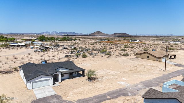 8328 S 351ST Lane, Tonopah, AZ 85354