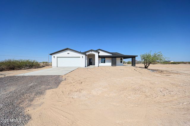 8328 S 351ST Lane, Tonopah, AZ 85354