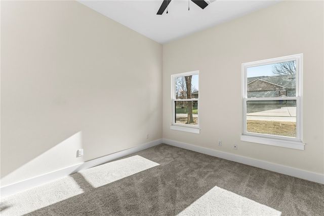 23 Rockingham Drive, Bella Vista, AR 72715