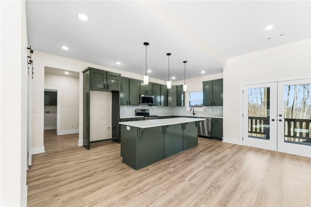 23 Rockingham Drive, Bella Vista, AR 72715