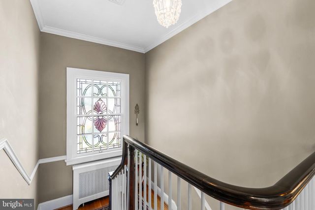 305 COLLEGE PL, Frederick, MD 21701