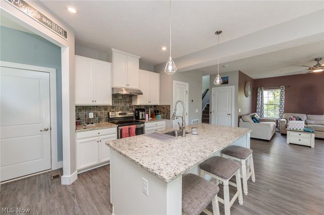 6215 Hooper Drive, Medina, OH 44256