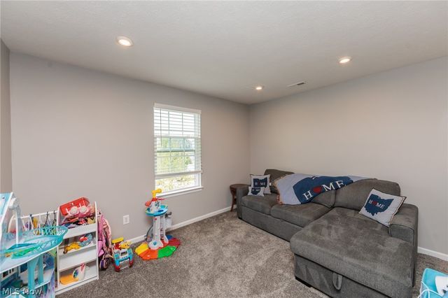 6215 Hooper Drive, Medina, OH 44256