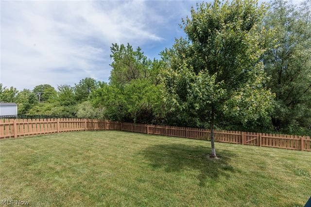 6215 Hooper Drive, Medina, OH 44256