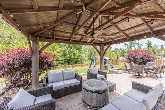 6215 Hooper Drive, Medina, OH 44256