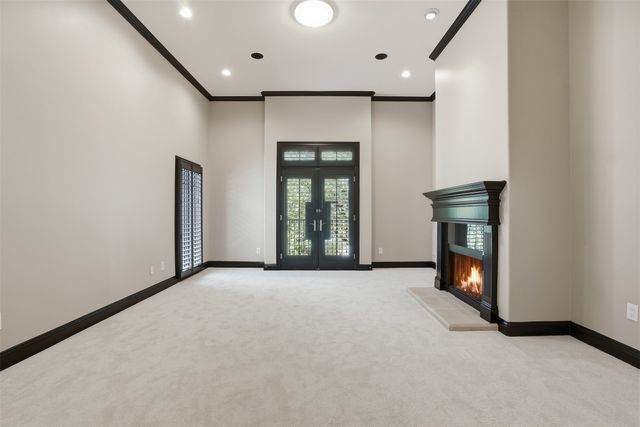 2613 Museum Way, Fort Worth, TX 76107