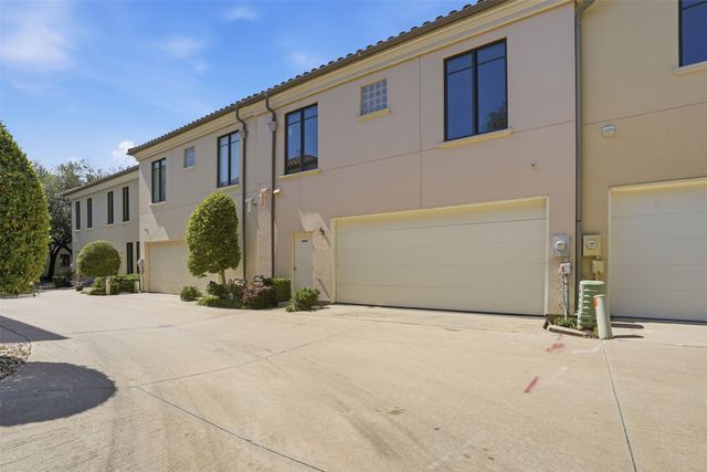 2613 Museum Way, Fort Worth, TX 76107