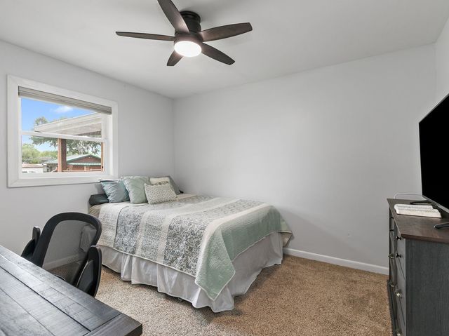 715 Monterrey Terrace, Mchenry, IL 60050