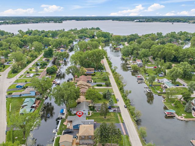 715 Monterrey Terrace, Mchenry, IL 60050