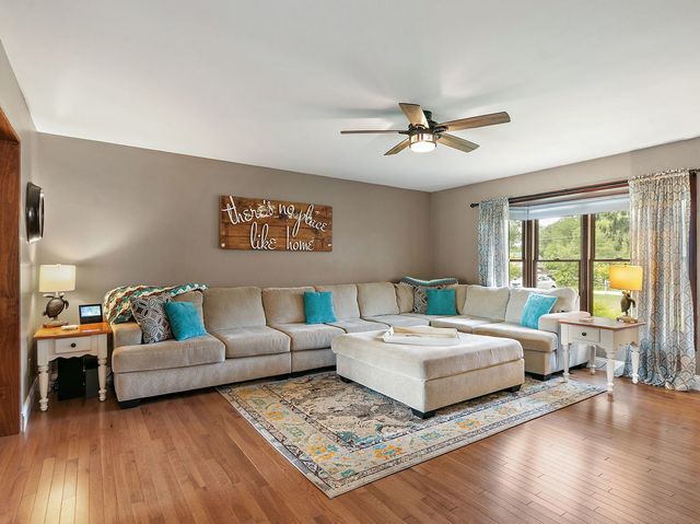 715 Monterrey Terrace, Mchenry, IL 60050