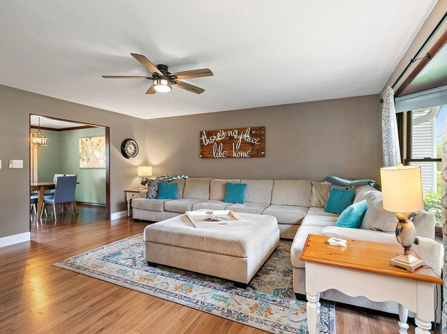 715 Monterrey Terrace, Mchenry, IL 60050