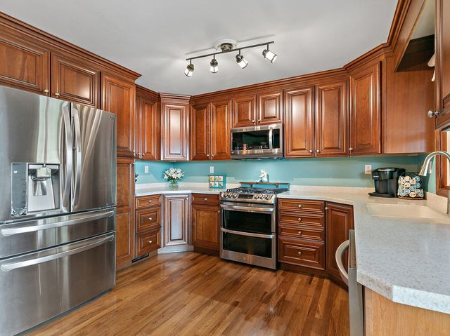 715 Monterrey Terrace, Mchenry, IL 60050