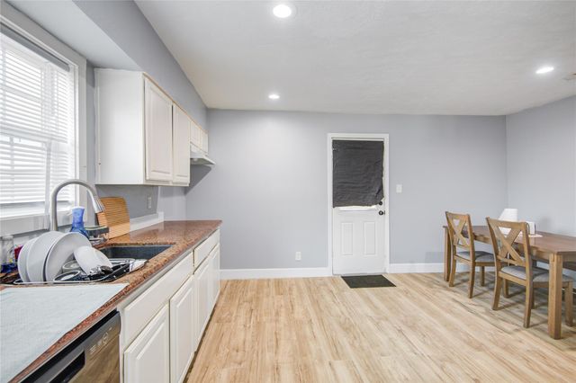 710 Roosevelt Street, La Marque, TX 77568