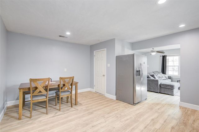 710 Roosevelt Street, La Marque, TX 77568