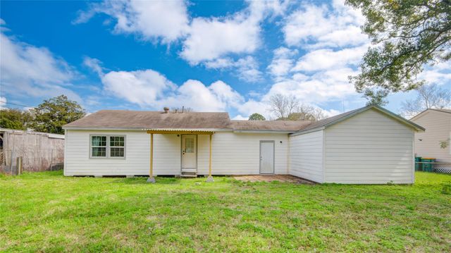 710 Roosevelt Street, La Marque, TX 77568