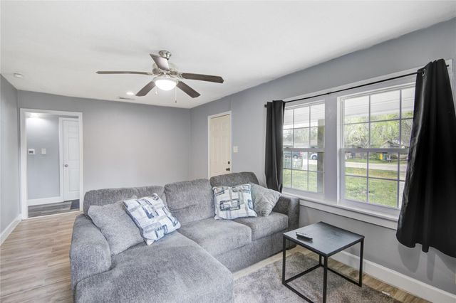 710 Roosevelt Street, La Marque, TX 77568