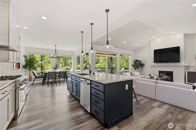 417 274th Street NE, Arlington, WA 98223