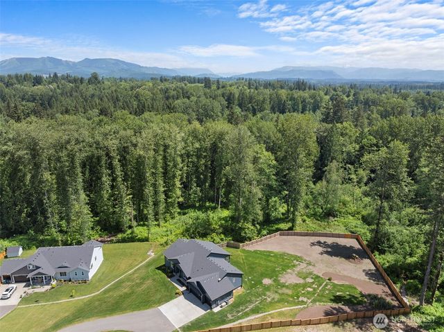 417 274th Street NE, Arlington, WA 98223