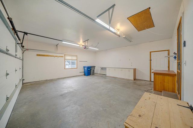 1205 MANITOWOC ROAD, Menasha, WI 54952