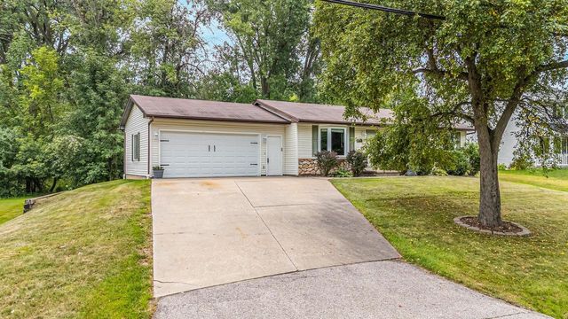 1205 MANITOWOC ROAD, Menasha, WI 54952