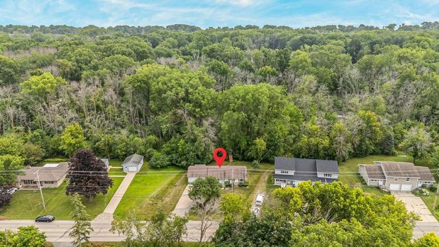 1205 MANITOWOC ROAD, Menasha, WI 54952