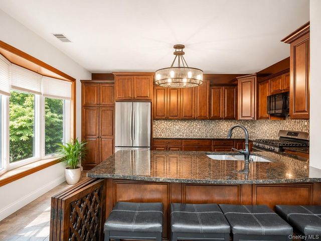 182 Benefield Boulevard, Peekskill, NY 10566