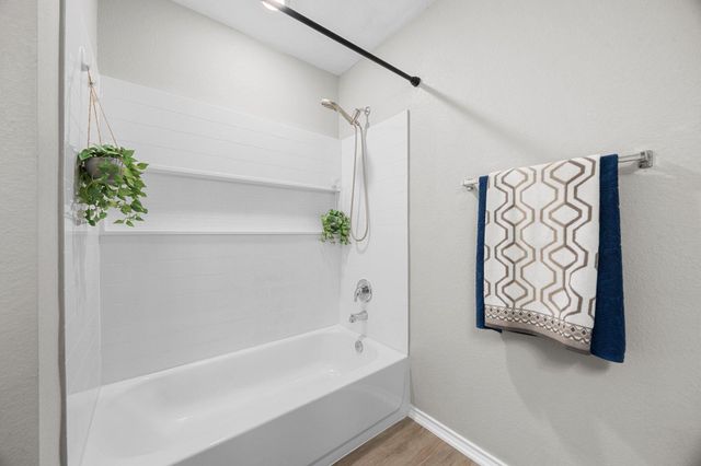 6312 Wagon Spring ST, Del Valle, TX 78617