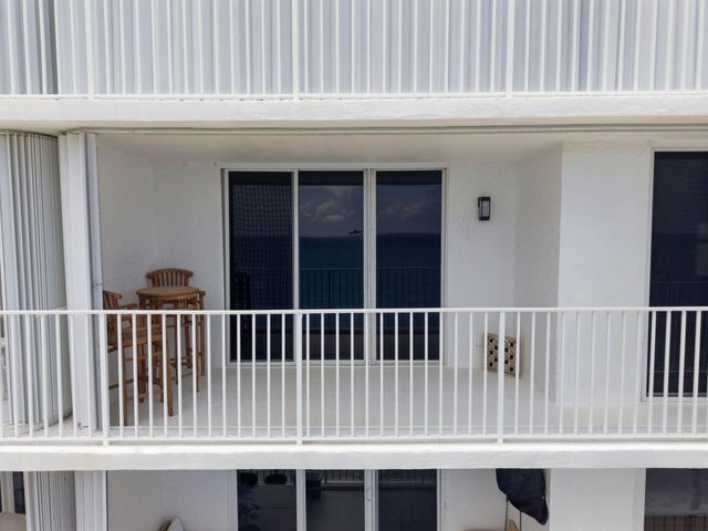3580 S Ocean Boulevard 7F, South Palm Beach, FL 33480