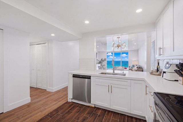 3580 S Ocean Boulevard 7F, South Palm Beach, FL 33480