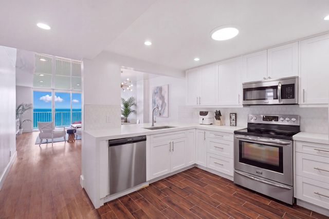 3580 S Ocean Boulevard 7F, South Palm Beach, FL 33480