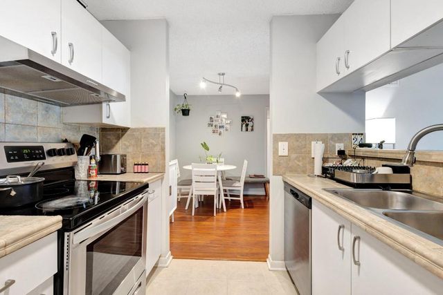 1739 Village Boulevard 306, West Palm Beach, FL 33409