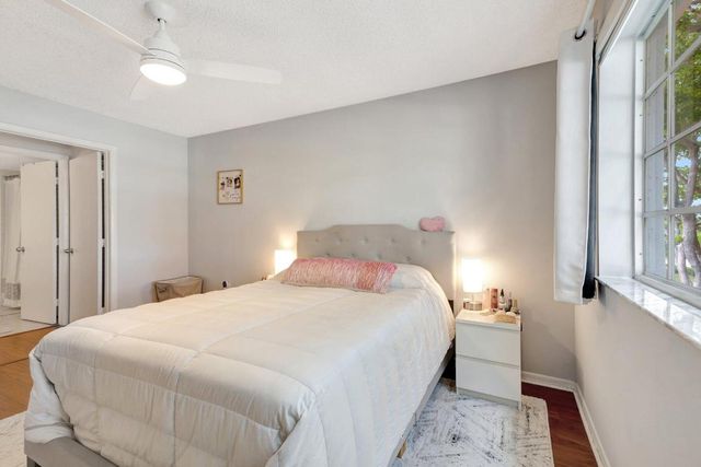 1739 Village Boulevard 306, West Palm Beach, FL 33409