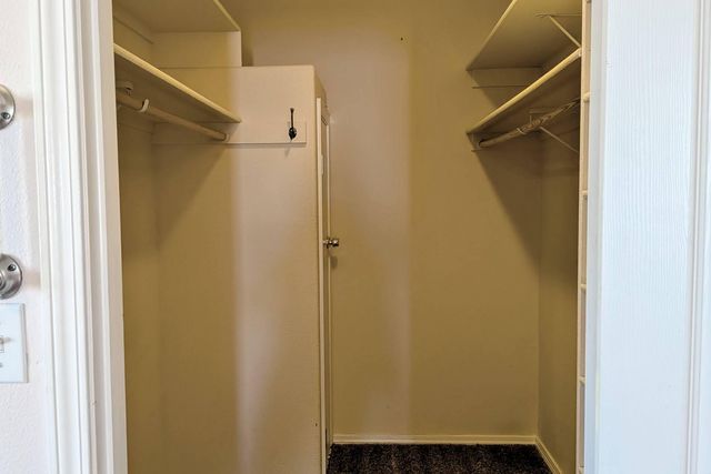 45 Milton Loop, Los Lunas, NM 87031