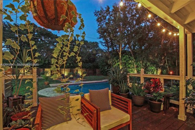 45 NW 93rd St 45, Miami Shores, FL 33150