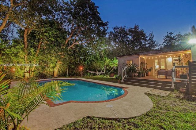 45 NW 93rd St 45, Miami Shores, FL 33150
