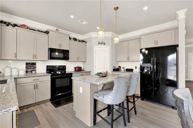 25 Thacker Trail, Adairsville, GA 30103