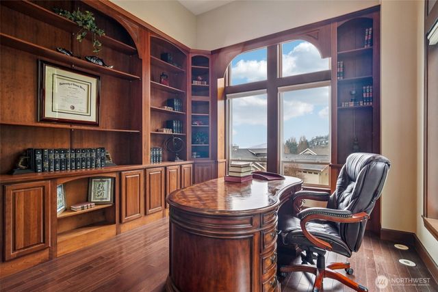2318 Sunnyside Heights Drive, Steilacoom, WA 98388