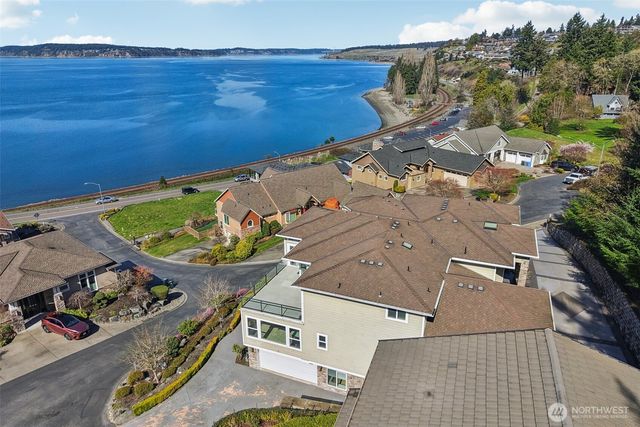 2318 Sunnyside Heights Drive, Steilacoom, WA 98388
