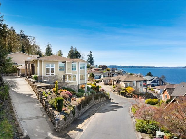 2318 Sunnyside Heights Drive, Steilacoom, WA 98388
