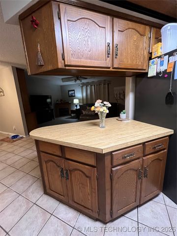 513 Meadowlark Lane, Durant, OK 74701