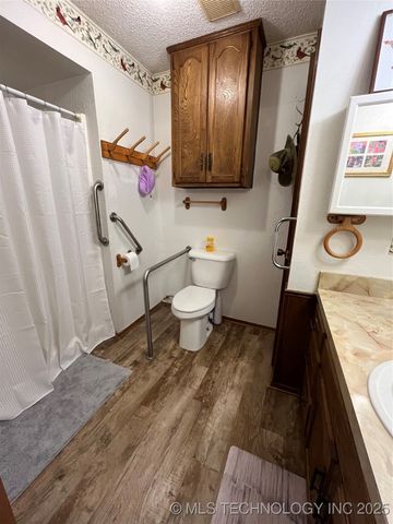 513 Meadowlark Lane, Durant, OK 74701