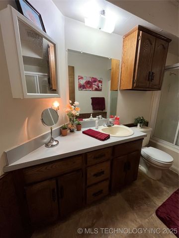 513 Meadowlark Lane, Durant, OK 74701