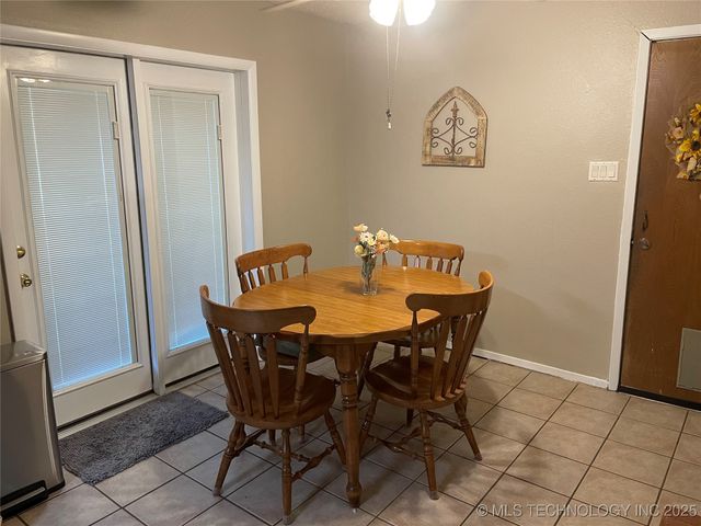 513 Meadowlark Lane, Durant, OK 74701