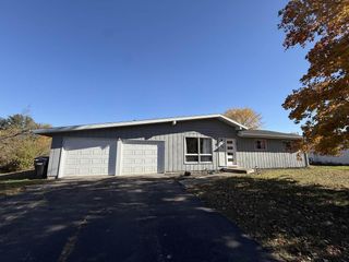 104 E 3rd Avenue, Brodhead, WI 53520
